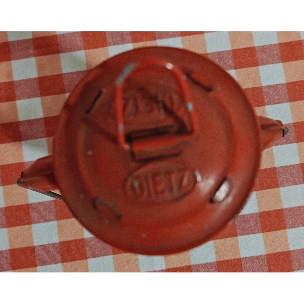 VINTAGE KEROSENE OIL LANTERN DIETZ RED KMART Lantern